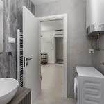 White And Appartement